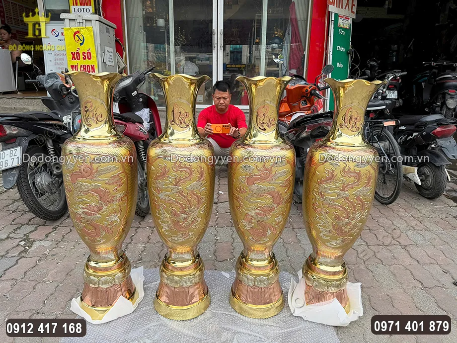 Từng họa tiết hoa văn được chăm ch&uacute;t tỉ mỉ, sinh động